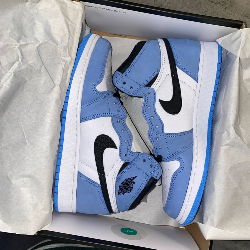 Jordan 1 University Blue sold out
